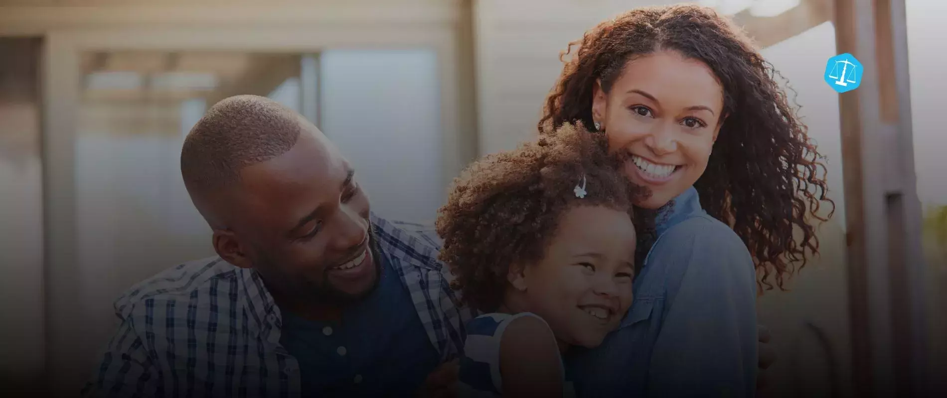 famille noire heureuse ayant-droits justice