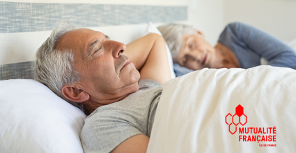 sénior qui dort