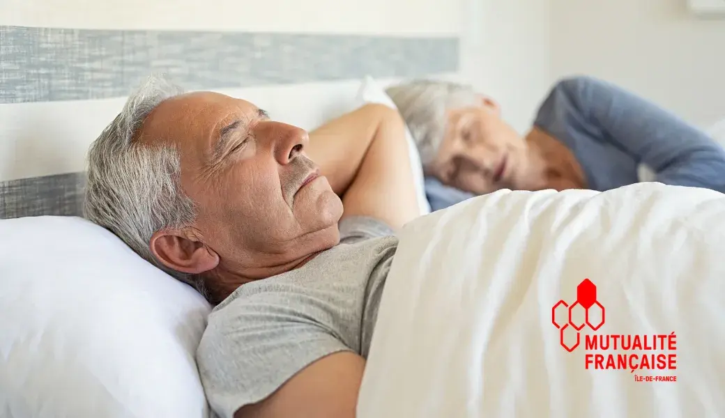 sénior qui dort